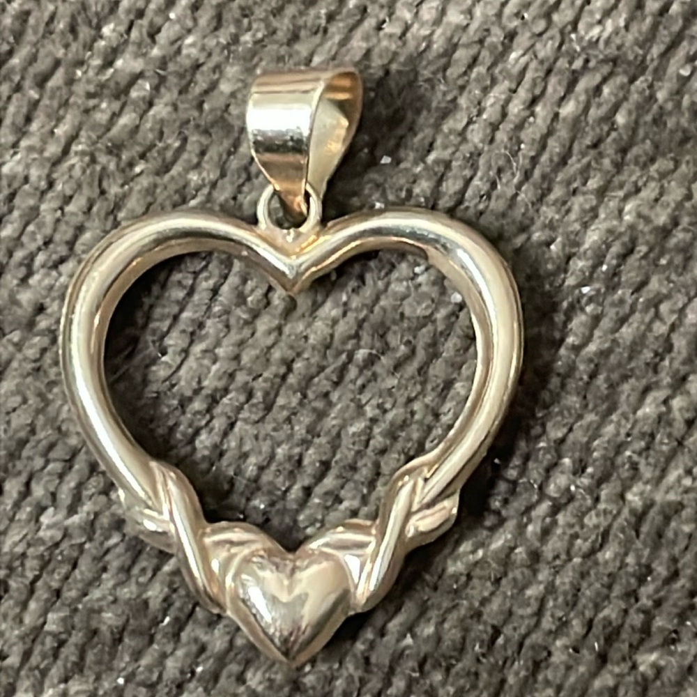 10K Real Yellow Gold HEART PENDANT, Puffy, Hearts and X’s (kisses)